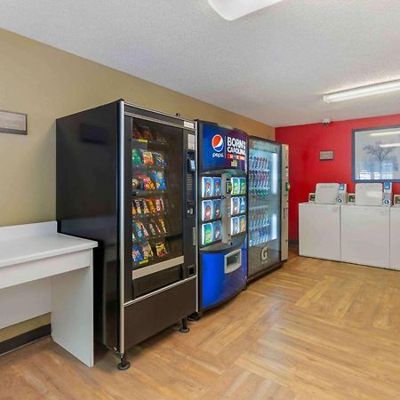 Extended Stay America Select Suites - Greensboro - Wendover Ave - Big Tree Way Kültér fotó
