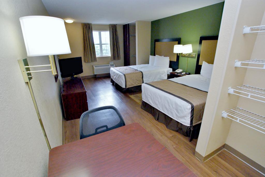 Extended Stay America Select Suites - Greensboro - Wendover Ave - Big Tree Way Kültér fotó