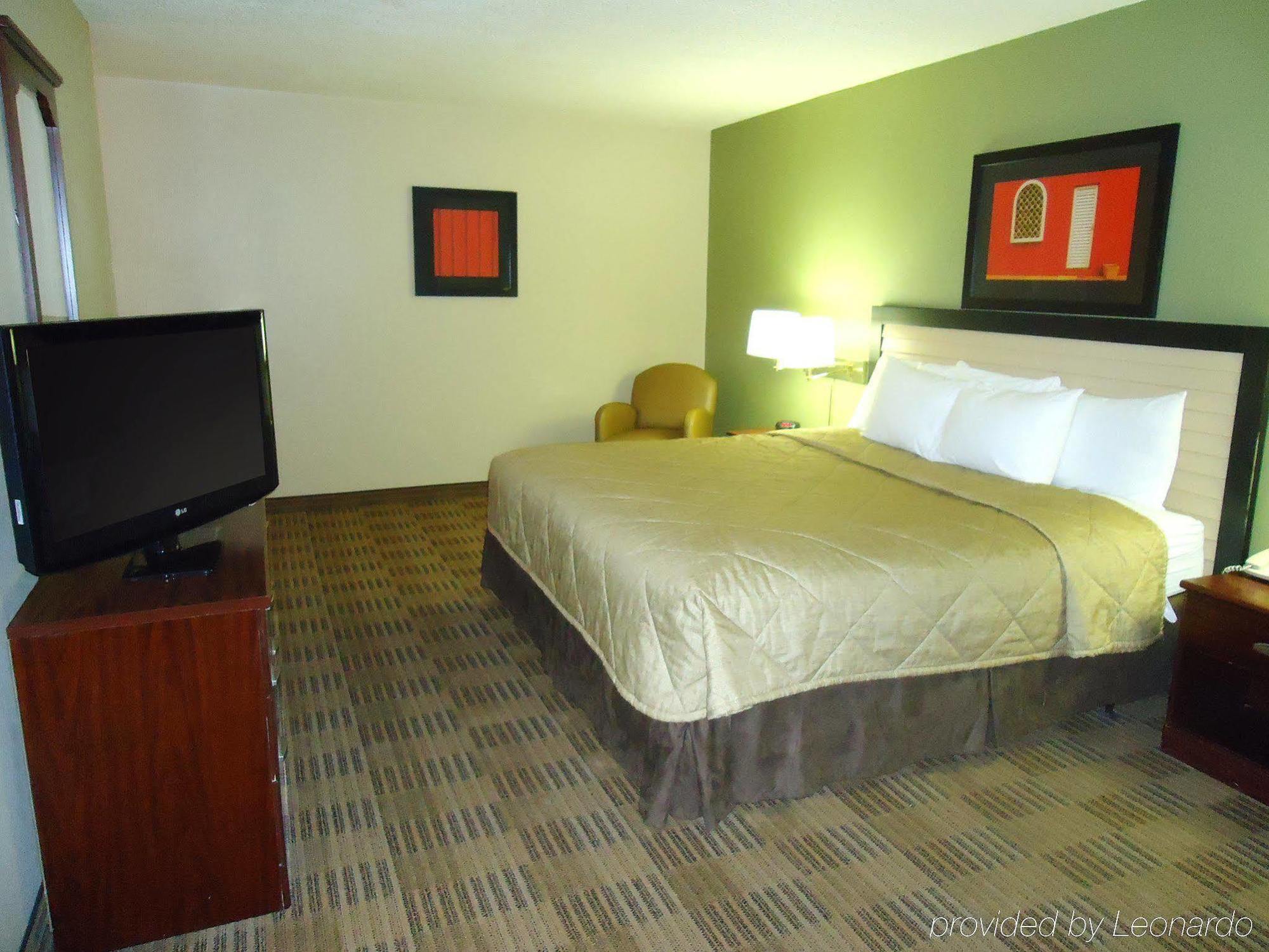 Extended Stay America Select Suites - Greensboro - Wendover Ave - Big Tree Way Kültér fotó