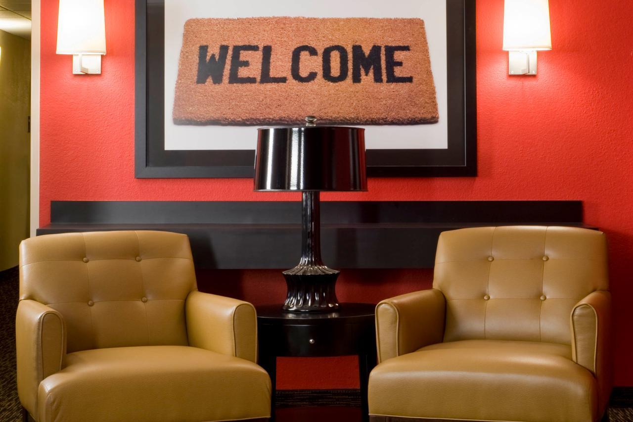 Extended Stay America Select Suites - Greensboro - Wendover Ave - Big Tree Way Kültér fotó