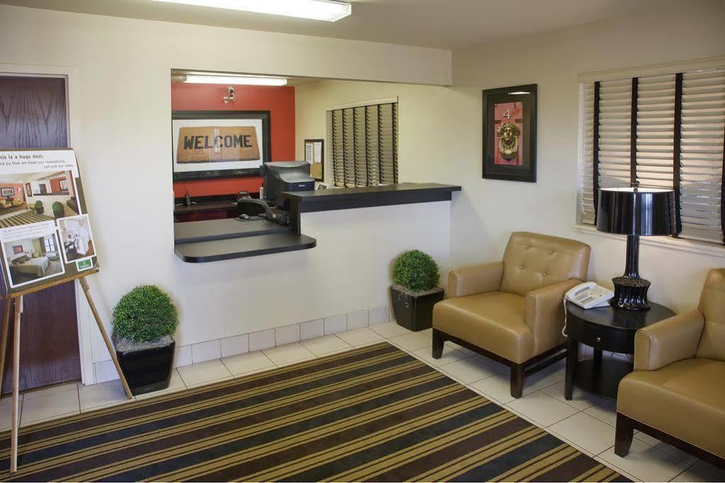 Extended Stay America Select Suites - Greensboro - Wendover Ave - Big Tree Way Kültér fotó