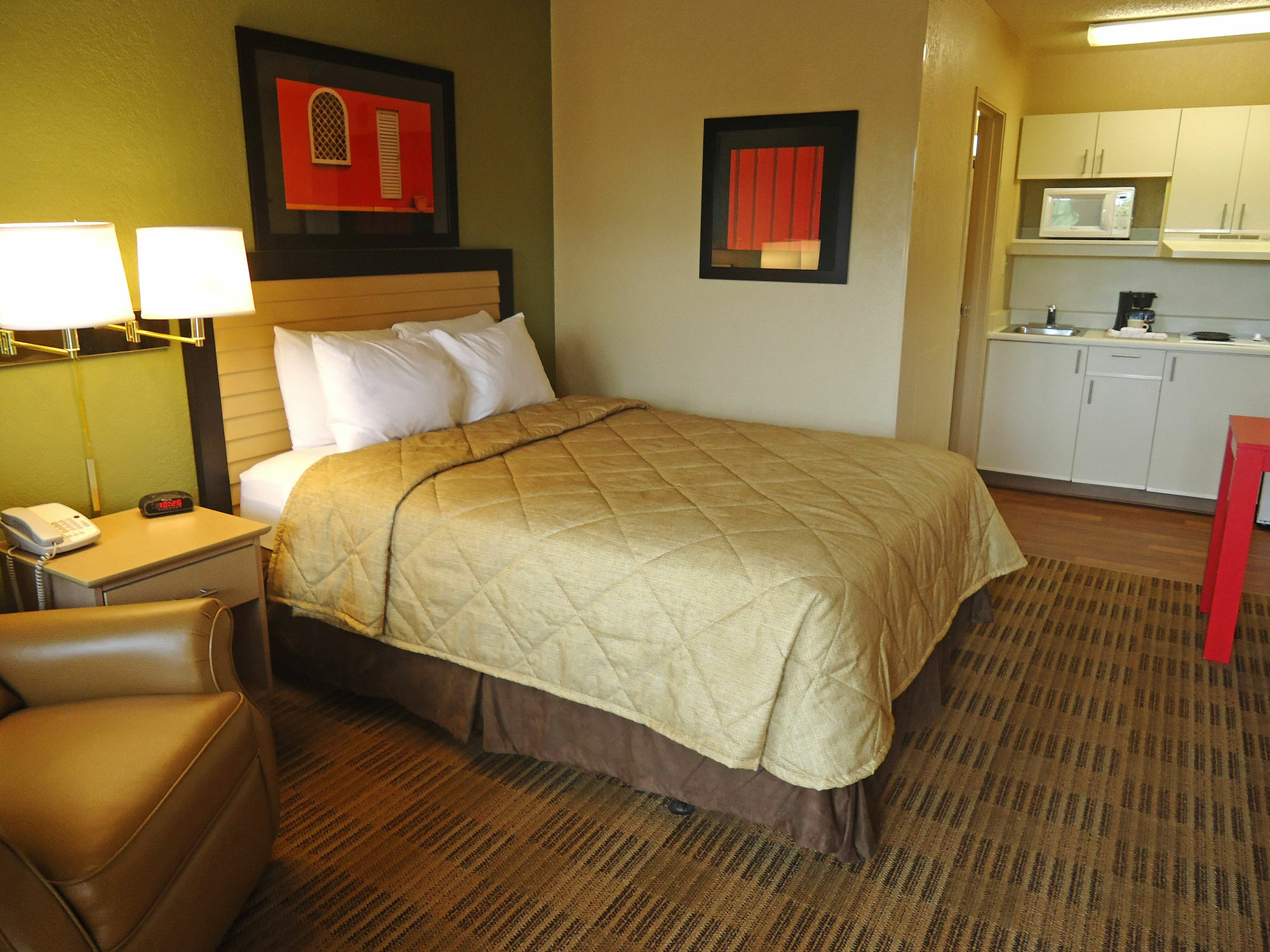 Extended Stay America Select Suites - Greensboro - Wendover Ave - Big Tree Way Kültér fotó