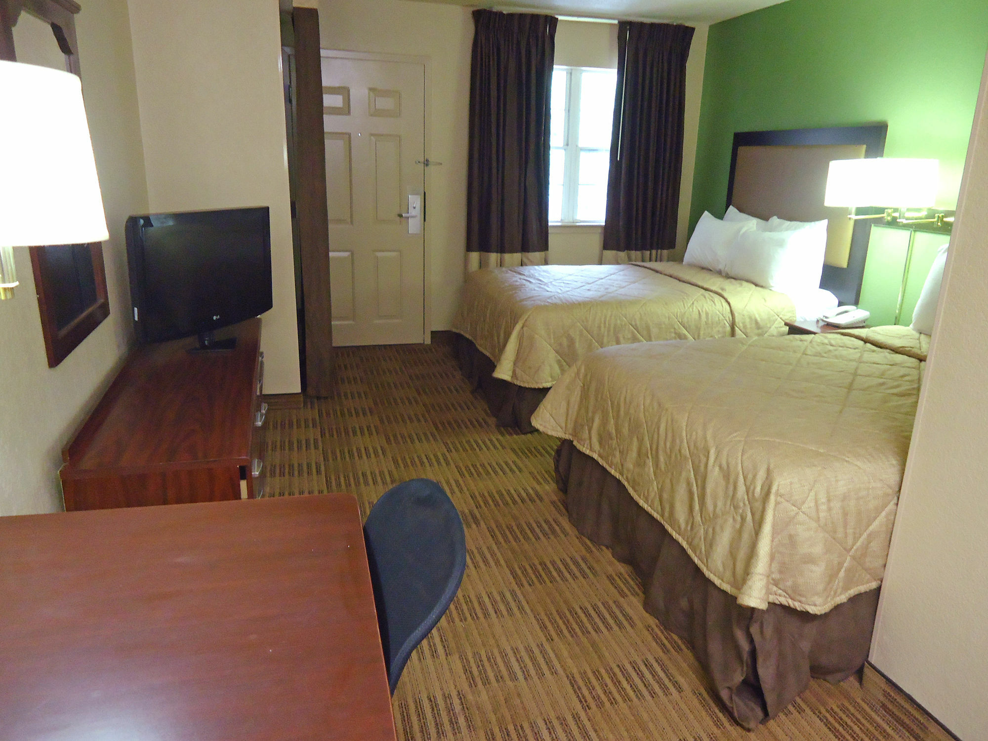 Extended Stay America Select Suites - Greensboro - Wendover Ave - Big Tree Way Kültér fotó
